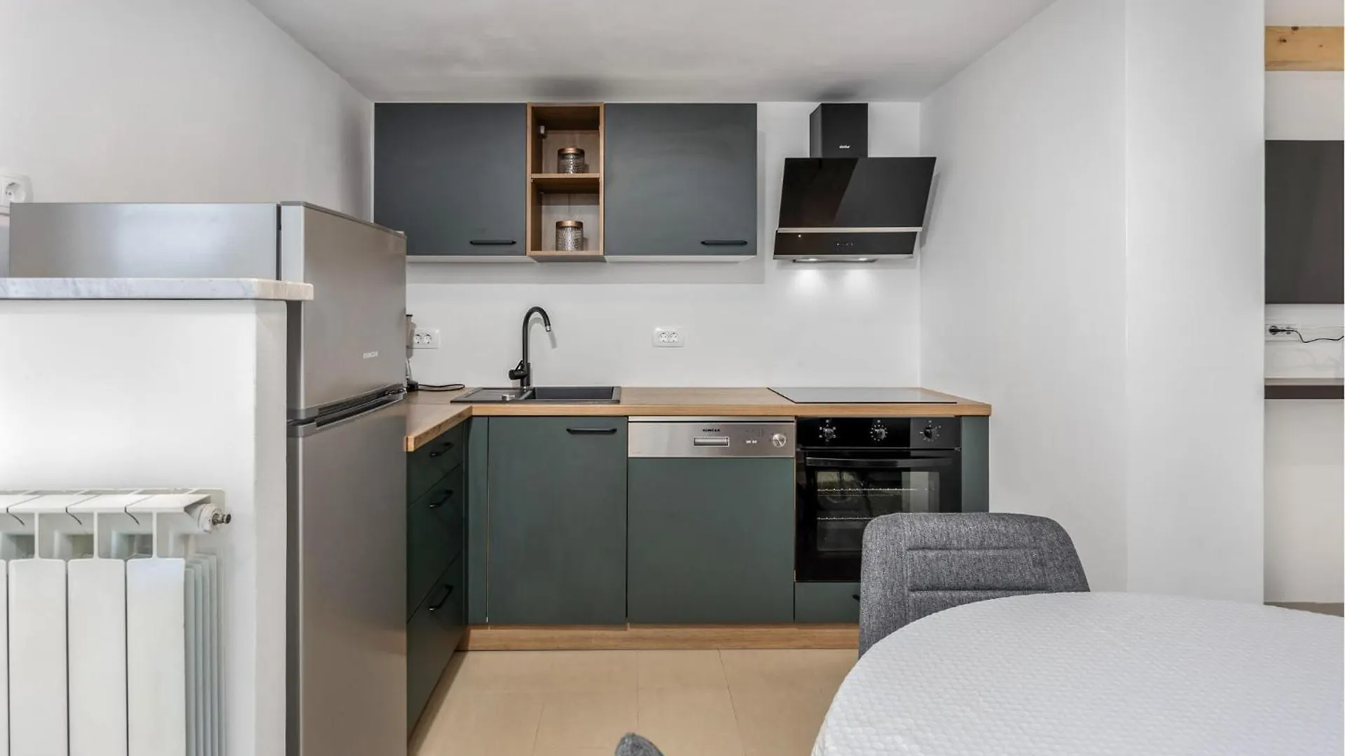 Gorgeous Apartment In Brsec With Kitchen Chorvatsko